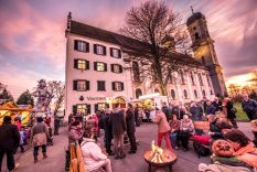 Advent in the palace courtyard in Friedrichshafen